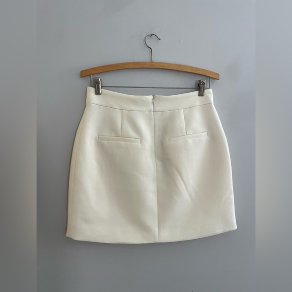 Le’ AL.X Elegant Cream Mini Skirt NWT - Picture 3 of 6